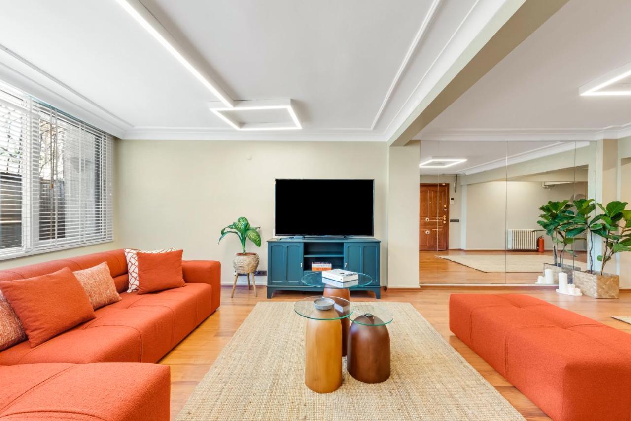 Апартаменты Modern Flat In The Heart Of Стамбул Экстерьер фото